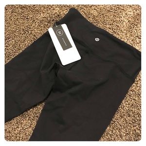 SOLD - Lululemon Wunder Under Pant III (NWT)
